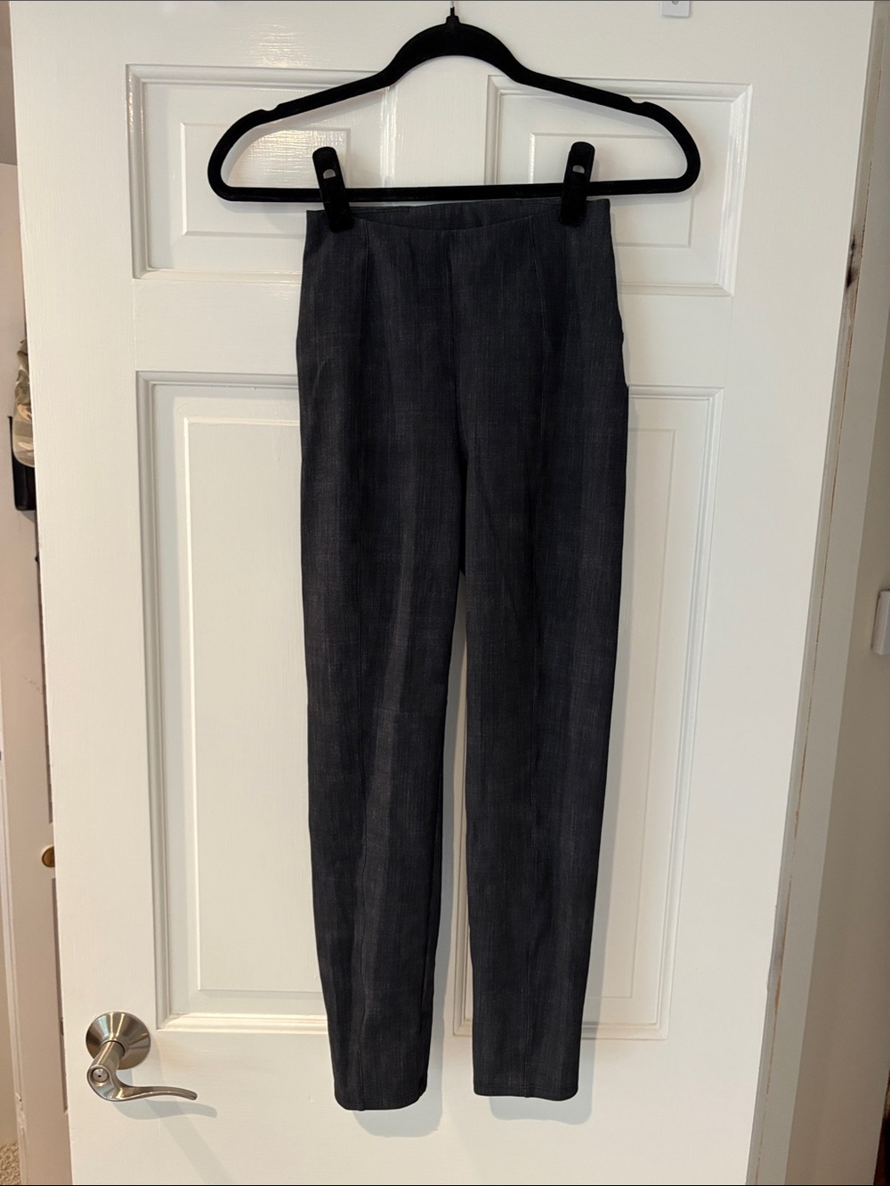 lululemon athletica Ankle Pants in Charcoal